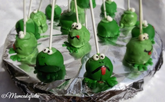 Frog cake pops! Cute enough to kiss and sweet to eat, Animal Cake Pops, cake pops rane, cake pops ranocchie