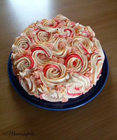 torta con rose in panna montata, Torta di rose, Cake Roses, Rose Swirl Cake 