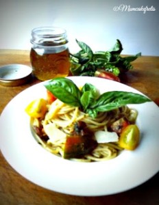 Ricetta Spaghetti Ai 5 Pomodori Con Pesto Di Basilico E Grana 28729