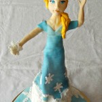 Elsa cake topper