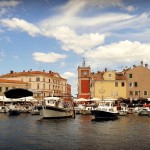 Torre dell'orologio a Rovigno