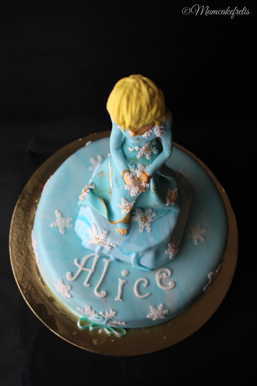 Frozen Birthday Cake with Elsa