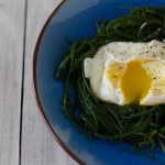 Ricetta Uovo in camicia con agretti