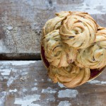 biscotti con petali di rose