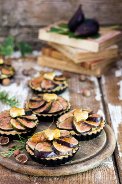 tartellette fichi e rosmarino