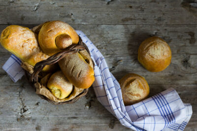 pane e grissini fatti in casa