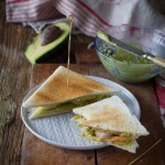 toast con avocado e mazzancolle