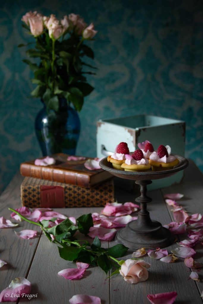 mini cheesecake with rose & raspberry