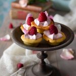 mini dolcetti, cartellette, con rose