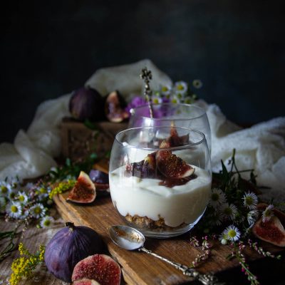 come fare la mousse con yogurt su granola