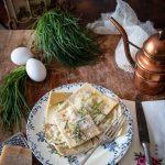 ravioli ripieni di agretti e ricotta