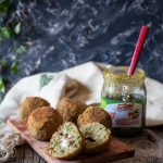 arancine con pesto di pistacchi e mortadella