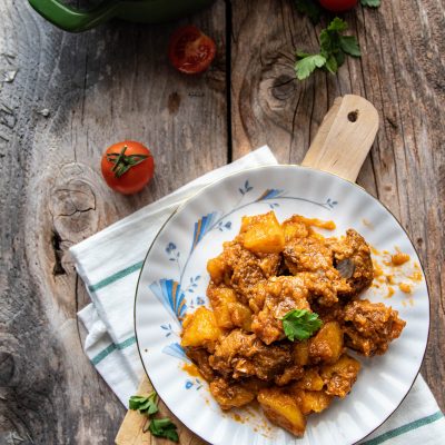 la ricetta dello spezzatino di manzo con patate