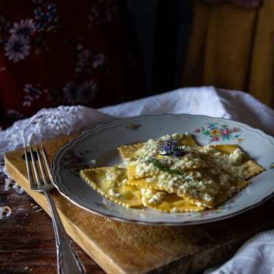 ravioli con silene vulgaris