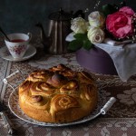 la ricetta della torta di rose del Garda