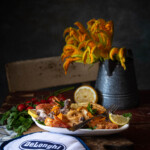 come fare la frittura di pesce croccante nel wok di ghisa
