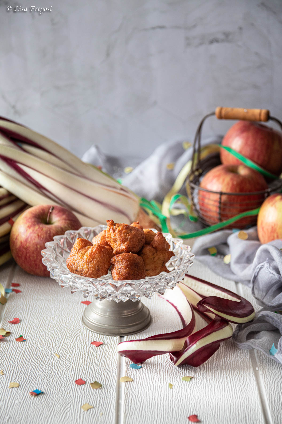 frittelle di mele e radicchio tardivo di Treviso