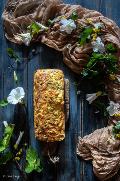 cake olive ricetta tratta dal libro Mont-Saint-Michel. A tavola con le sorelle di Laurence du Tilly
